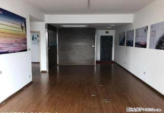 世纪银河 正规2房 户型方正 南北通透 用于办公 - 重庆28生活网 cq.28life.net