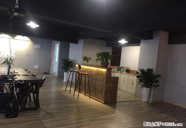 龙湖U城九组团写字楼 五间带通 带独立卫生间 带办公家具 - 房屋出租 - 房屋租售 - 重庆分类信息 - 重庆28生活网 cq.28life.net